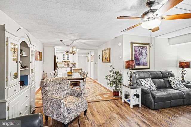 177 WOODSTREAM DRIVE, Norristown, PA 19403