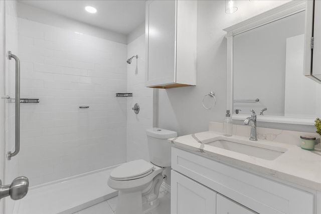 706 N Hunters Glen Circle, Arlington, TX 76015