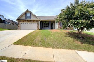 411 Shoreline Boulevard, Boiling Springs, SC 29316