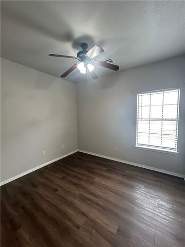 2670 N Valencia Avenue 2, Fayetteville, AR 72703