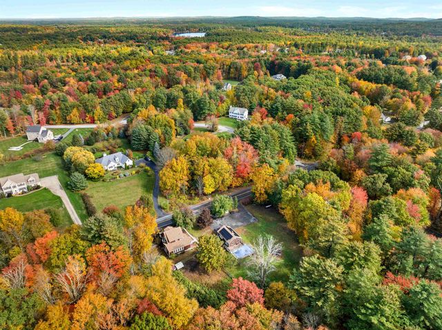 14 Hunt Road, Kingston, NH 03848