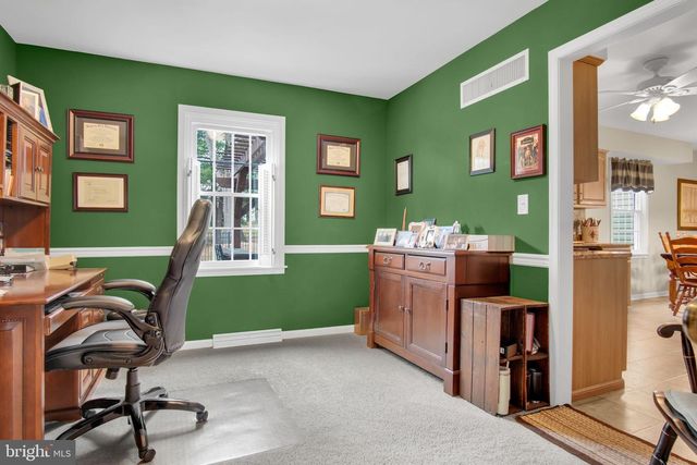 882 HAWTHORN AVENUE, Mechanicsburg, PA 17055