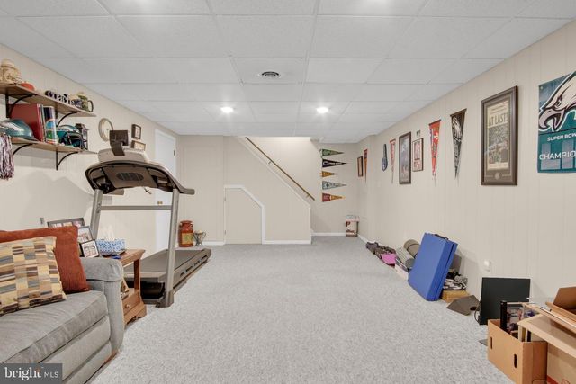 882 HAWTHORN AVENUE, Mechanicsburg, PA 17055