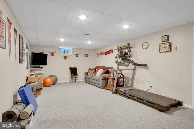 882 HAWTHORN AVENUE, Mechanicsburg, PA 17055