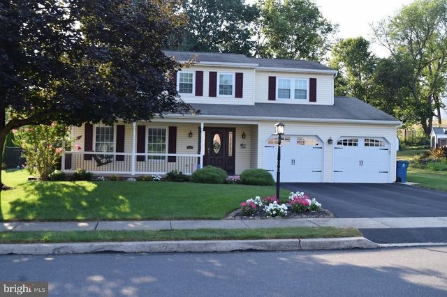 882 HAWTHORN AVENUE, Mechanicsburg, PA 17055