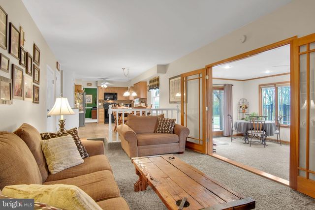 882 HAWTHORN AVENUE, Mechanicsburg, PA 17055