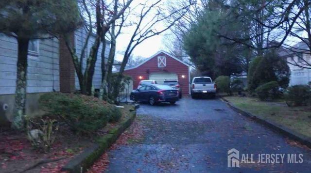 517 Grove Avenue, Edison, NJ 08820