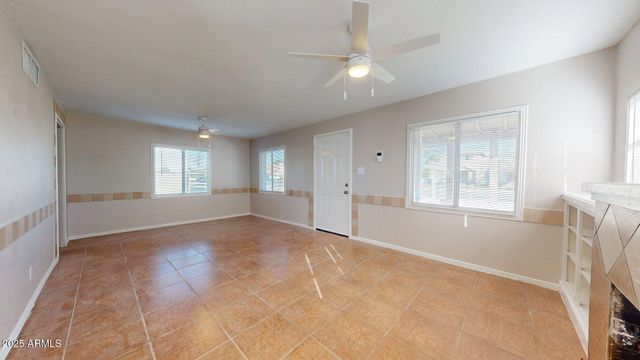2214 N 24th Place, Phoenix, AZ 85008