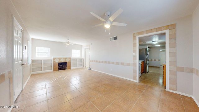 2214 N 24th Place, Phoenix, AZ 85008