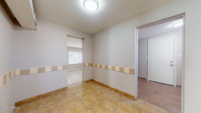 2214 N 24th Place, Phoenix, AZ 85008