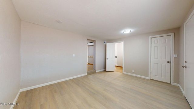 2214 N 24th Place, Phoenix, AZ 85008