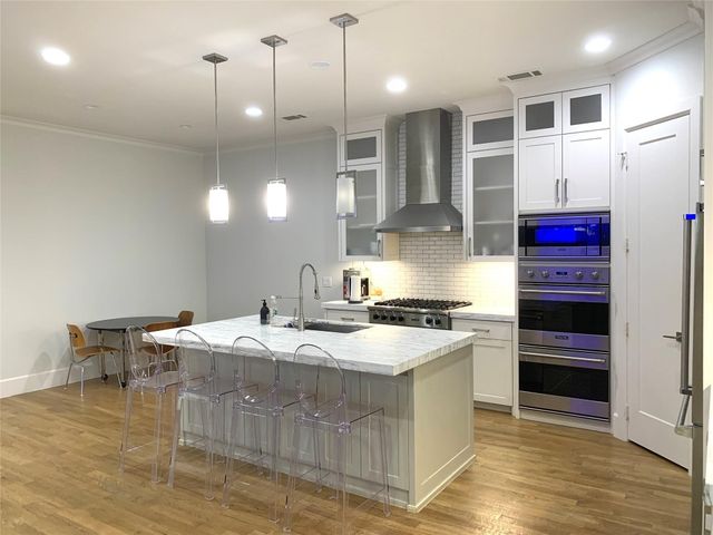 6431 Del Norte Lane, Dallas, TX 75225
