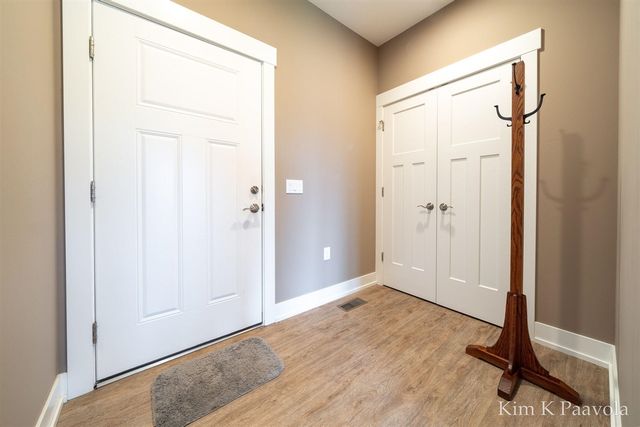 2285 Whistle Creek Drive, Byron Center, MI 49315