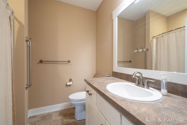 2285 Whistle Creek Drive, Byron Center, MI 49315