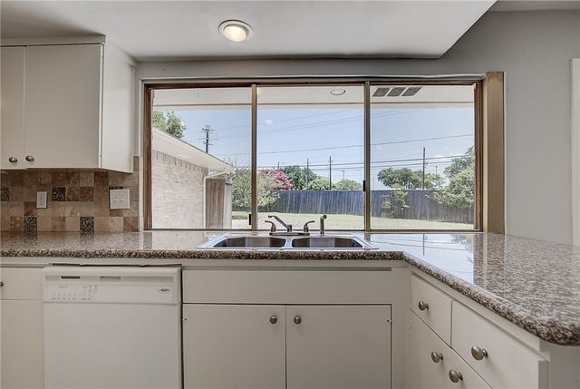 7881 La Cabeza Drive, Dallas, TX 75248