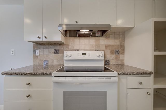 7881 La Cabeza Drive, Dallas, TX 75248