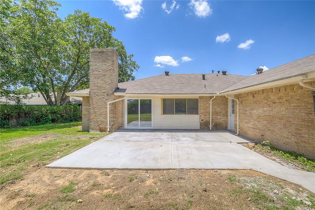 7881 La Cabeza Drive, Dallas, TX 75248