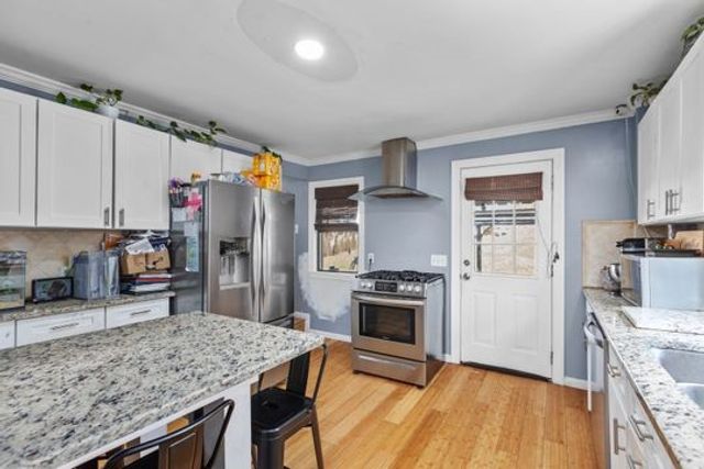3618 Downing St, South Park, PA 15129