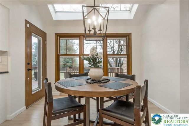 2739 Apple Valley Circle, North Whitehall Twp, PA 18069