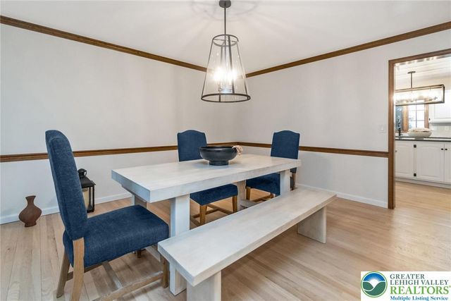 2739 Apple Valley Circle, North Whitehall Twp, PA 18069