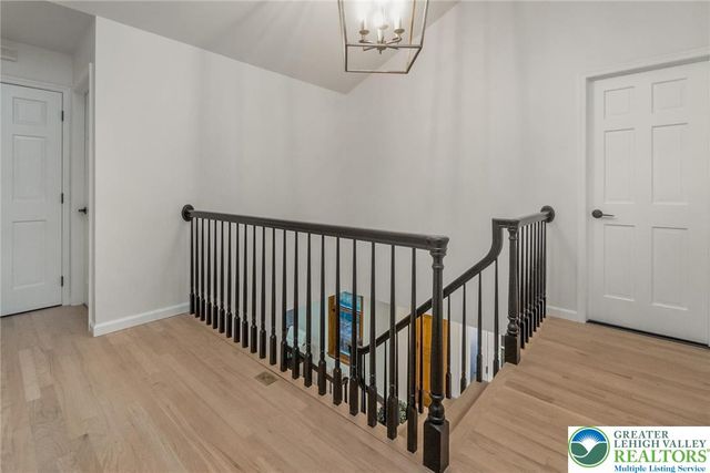 2739 Apple Valley Circle, North Whitehall Twp, PA 18069