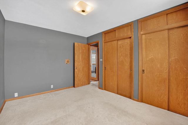 2506 laurel Street, Waterloo, IA 50702