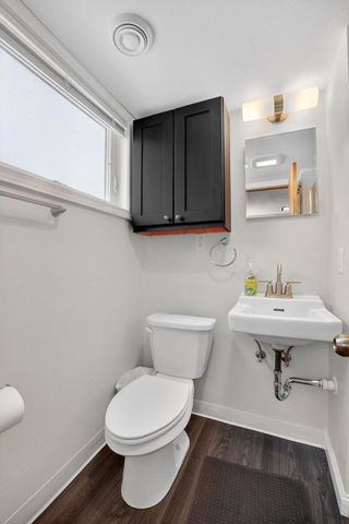 2506 laurel Street, Waterloo, IA 50702