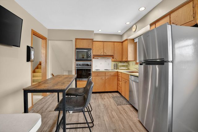 2506 laurel Street, Waterloo, IA 50702