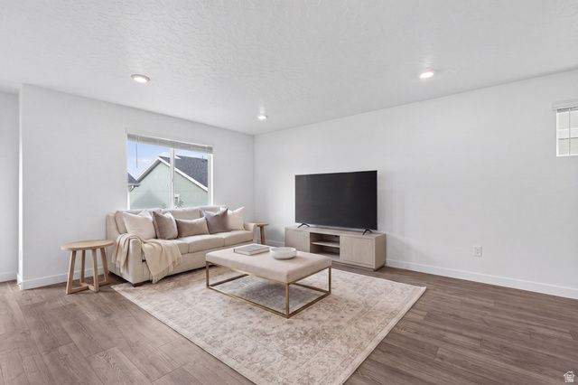 8614 W BOWIE DR, Magna, UT 84044
