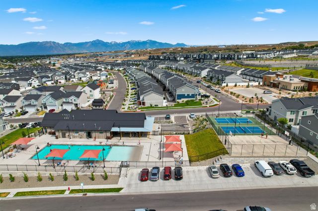 8614 W BOWIE DR, Magna, UT 84044