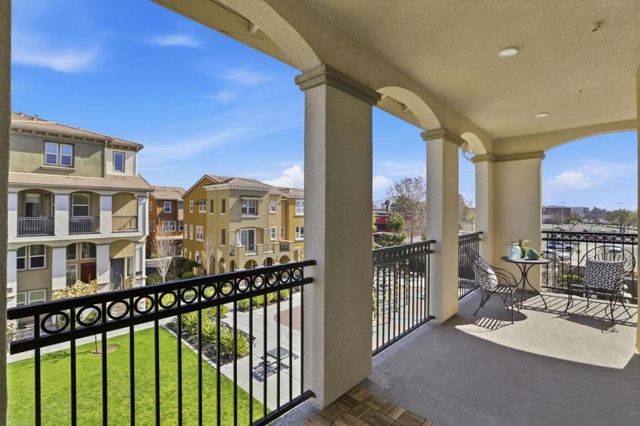 38922 Dandelion Place, Newark, CA 94560