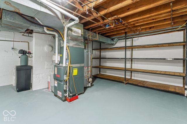 5924 Allisonville, Indianapolis, IN 46220