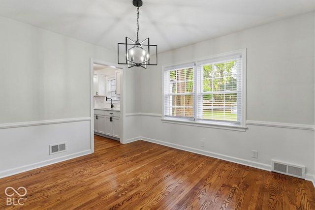 5924 Allisonville, Indianapolis, IN 46220