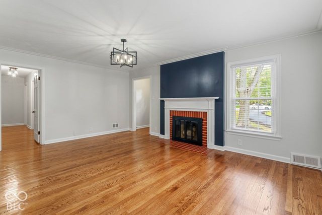 5924 Allisonville, Indianapolis, IN 46220