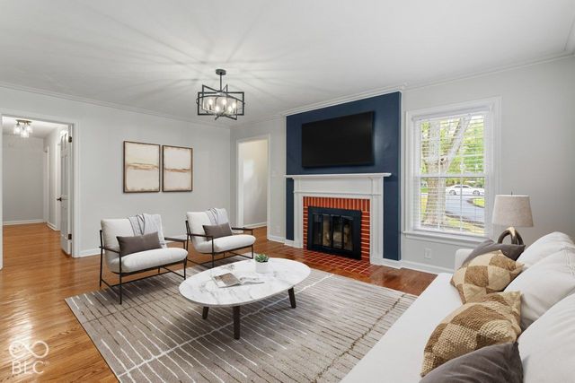 5924 Allisonville, Indianapolis, IN 46220
