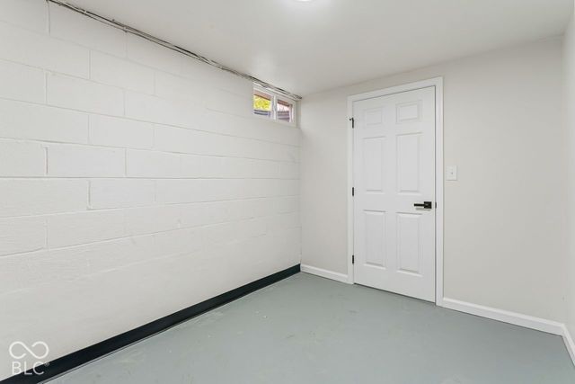 5924 Allisonville, Indianapolis, IN 46220