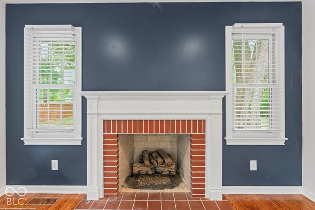 5924 Allisonville, Indianapolis, IN 46220