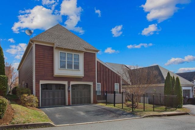 217 CLAREMONT LN, Crozet, VA 22932