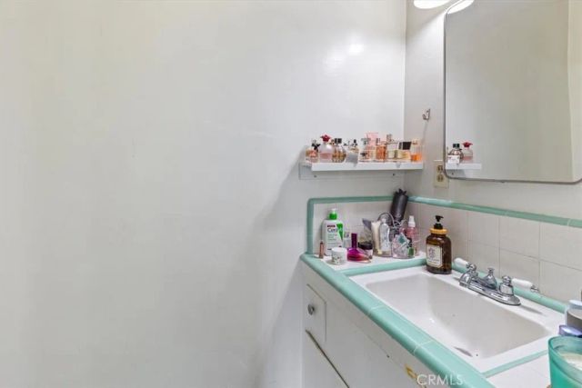 15222 Osage, Lawndale, CA 90260