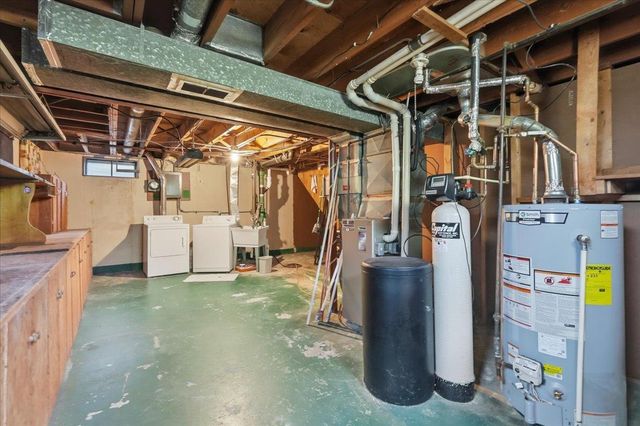 4802 Steinhauer Trail, Madison, WI 53716