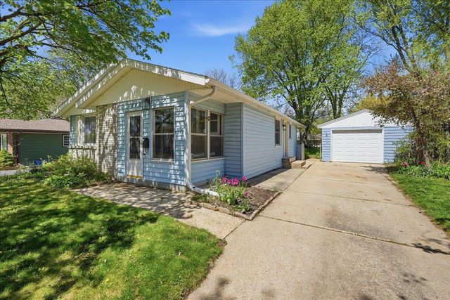 4802 Steinhauer Trail, Madison, WI 53716