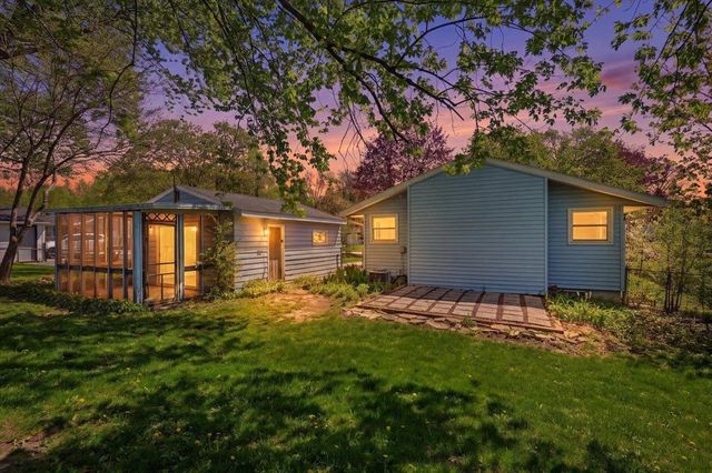 4802 Steinhauer Trail, Madison, WI 53716