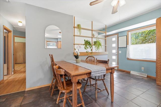 4802 Steinhauer Trail, Madison, WI 53716