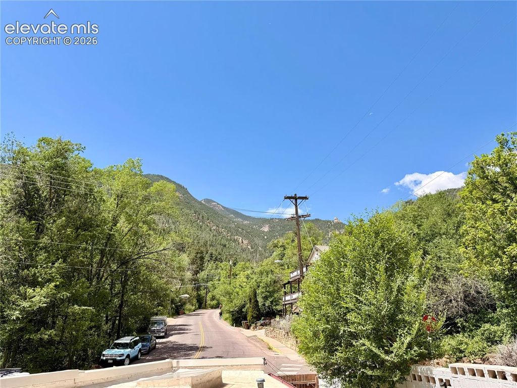 370 Ruxton Avenue, Manitou Springs, CO 80829 — photo 3