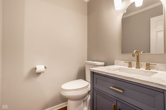 105 Carmelaire Drive, Carmel, IN 46032