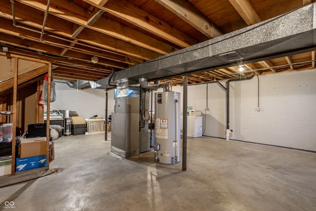 105 Carmelaire Drive, Carmel, IN 46032