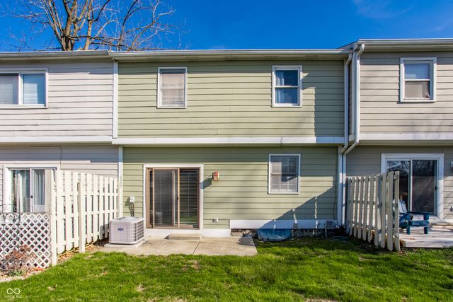 105 Carmelaire Drive, Carmel, IN 46032