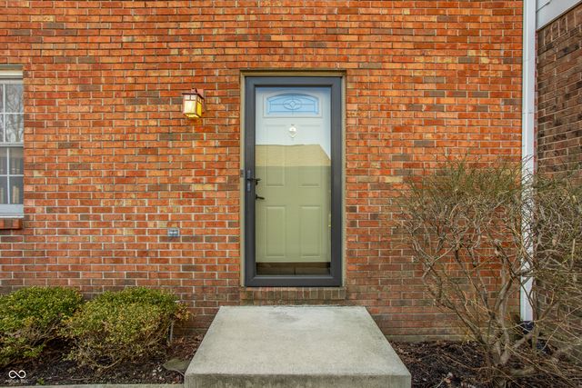 105 Carmelaire Drive, Carmel, IN 46032