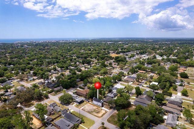1519 E Hatton St, Pensacola, FL 32503