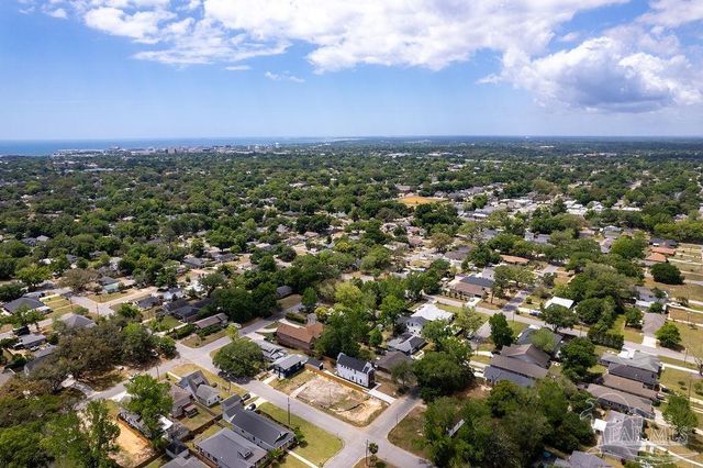 1519 E Hatton St, Pensacola, FL 32503